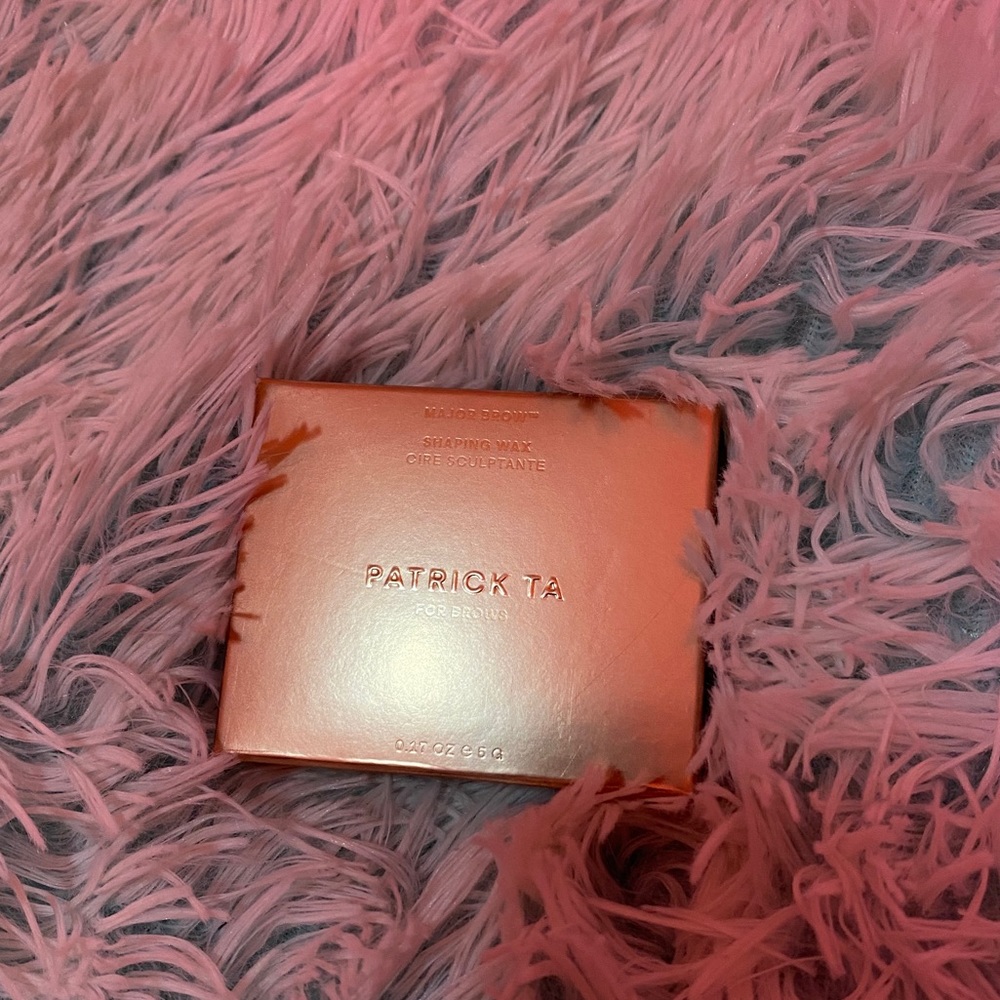 Patrick Ta shaping wax